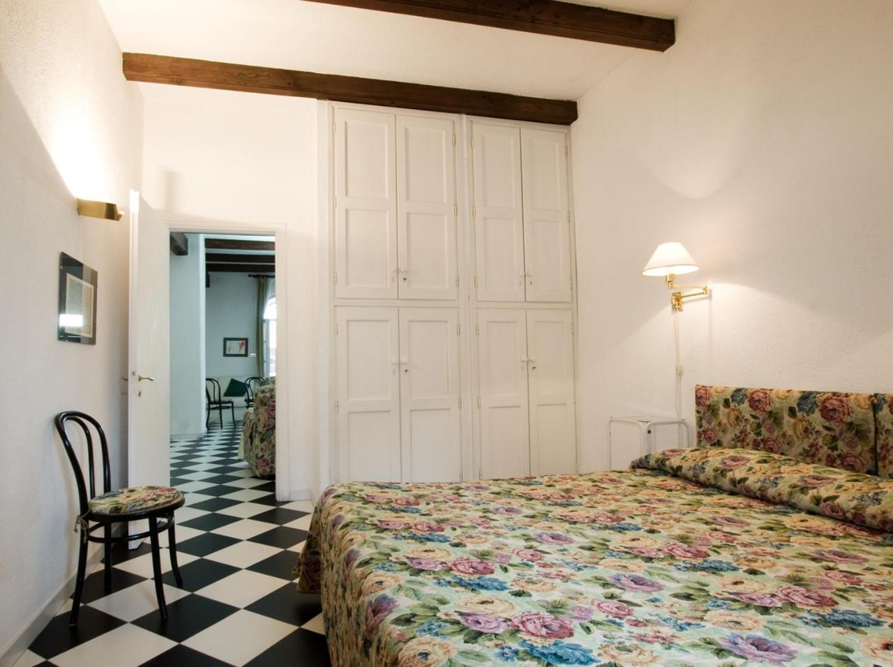 Agriturismo Il Torrione Pinerolo Exteriör bild